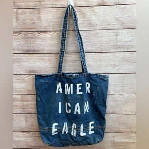 AMERICAN EAGLE TOTE BAG IN DISTRESSED DENIM‎